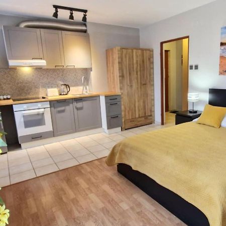 Cozy Modern Apartment Sunrise Studio 35M2 Balcony 3 Persons Cracovia Exterior foto